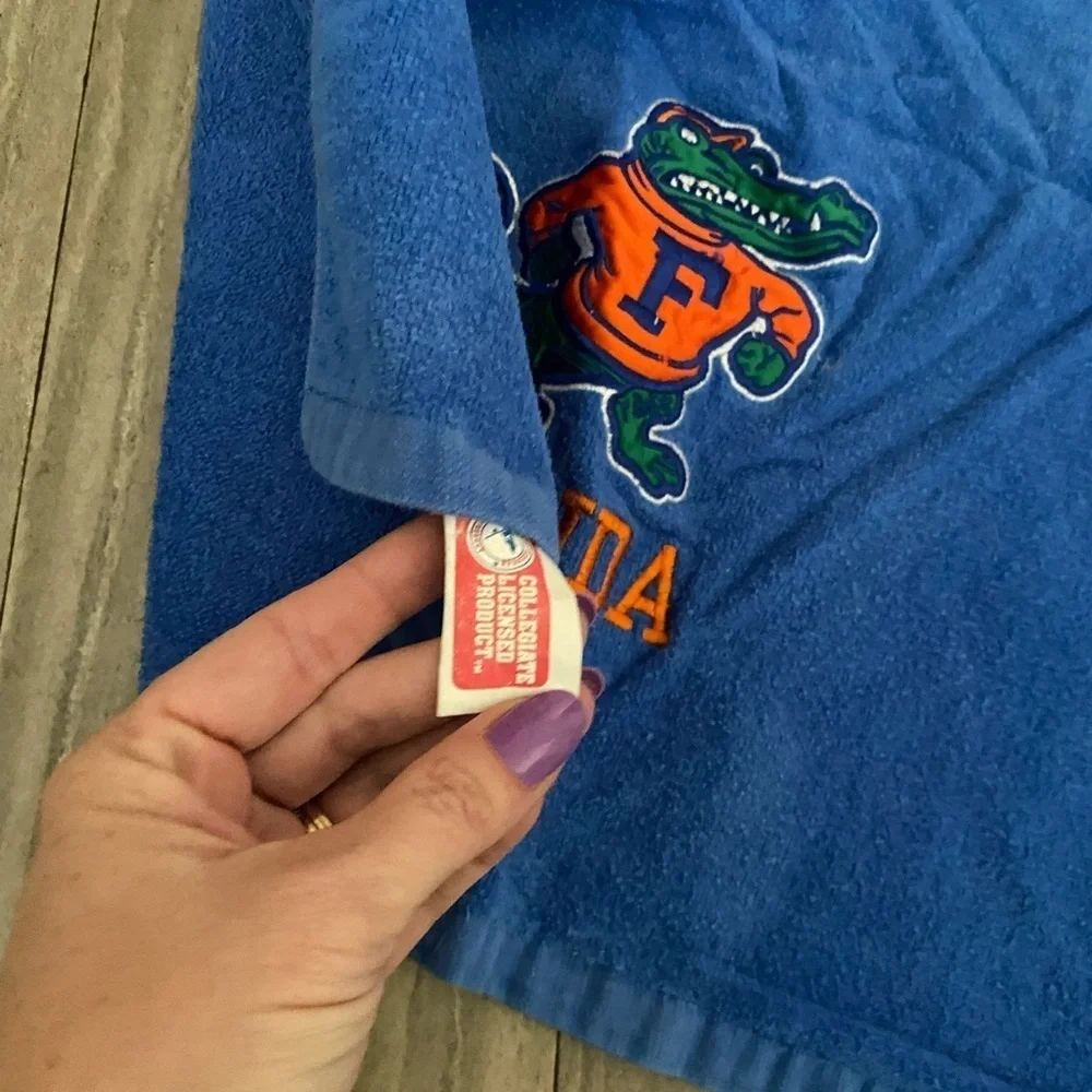 Vintage Set 2 UF Florida Gators Embroidered Towel Bath Beach Green Blue NCAA